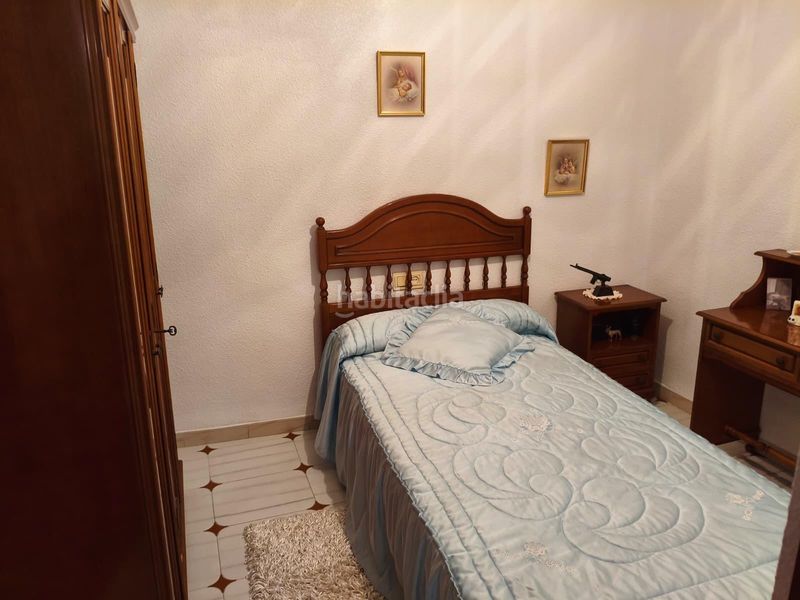Foto 0ceb813c-233c-4b17-af83-49ffc4a2312e. Casa amb aparcament a Adra