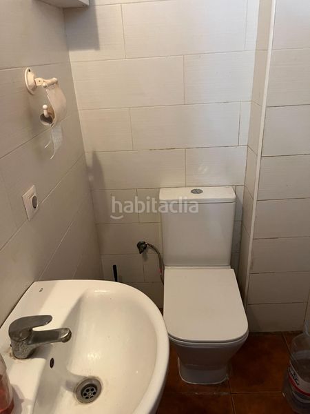Foto b2d0d1d1-4440-4c17-8161-c41a4fa43e1c. Local comercial a Adra