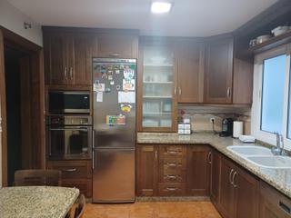 Appartement à Adra. Magnifico piso centrico a la venta con garaje en adra