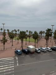 Pis a Adra. Magnifico piso con vistas al mar en adra