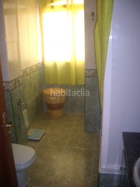 Foto aebf93b2-57f5-4893-a2c2-599585bd1e24. Casa amb aparcament a Adra