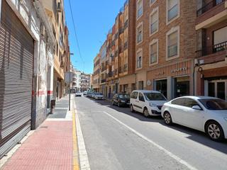 Local Comercial a Adra. Local comercial con magnifica ubicacion en venta en adra