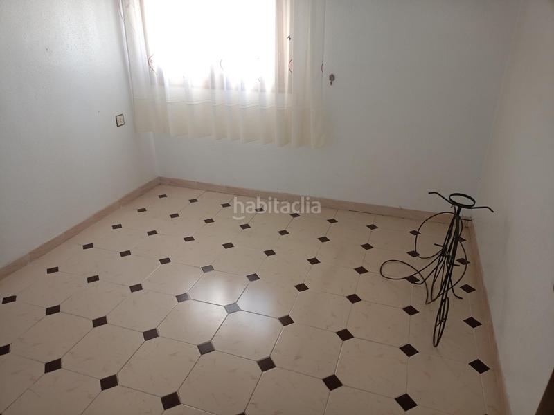Foto cddd566f-65fe-4a17-b12f-980c3858a6be. Casa gran casa duplex en venta en la curva en Adra