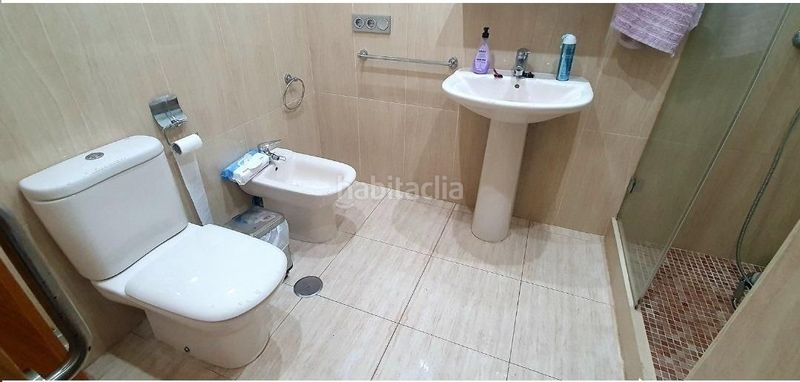 Foto 9e8430a2-fda6-4333-a03e-5419bdedc098. Planta baixa amb aparcament a Adra