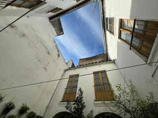 Maison  Calle de las cabezas. Casa de techos altos en plena judería