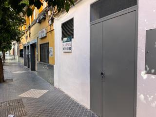 Local Comercial a El Higuerón. Local comercial para inversión junto a la plaza de costasol