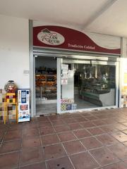 Local Comercial a Poniente-Norte - Miralbaida - Parque Azahara. Maravilloso local para iniciar tu negocio