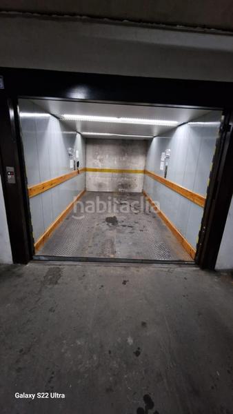 Foto a7ac2ed4-3bb1-4e92-8e00-bcde98eeb82b. Parking coche cochera con trastero en el Centro en Córdoba