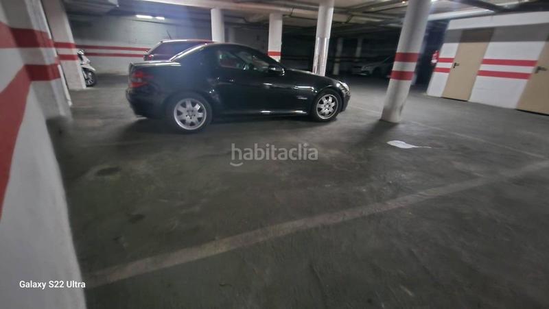 Foto b3d32e12-4887-4ec4-a839-845715433510. Parking coche cochera con trastero en el Centro en Córdoba