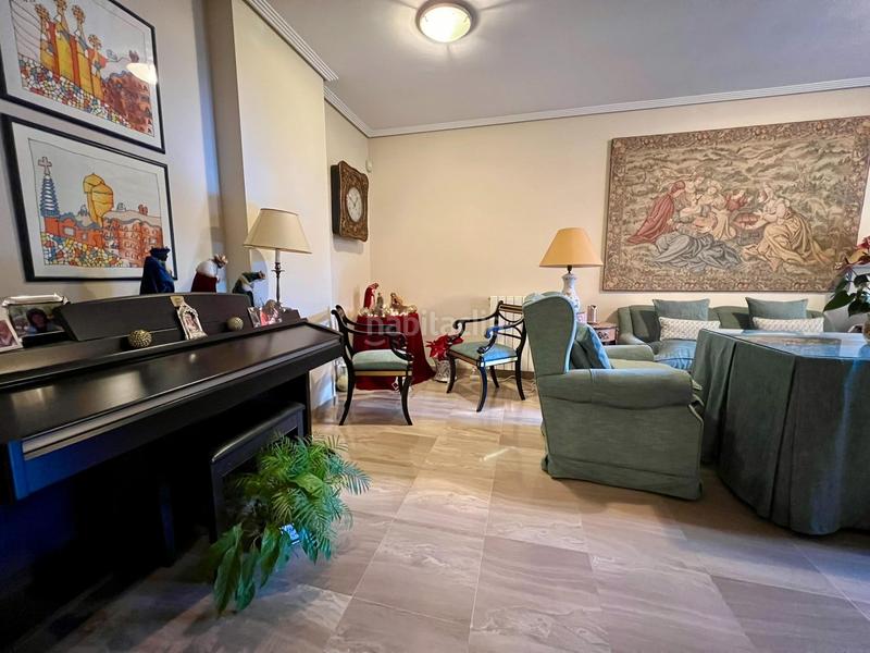 Foto ac3c8e34-3c85-4ca8-81cf-d648a44f0632. Pis amb calefacció aparcament piscina a Tablero Bajo - Arruzafilla Córdoba