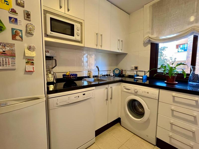 Foto fedfa41b-4a02-4883-8487-b62280a89e66. Pis amb calefacció aparcament piscina a Tablero Bajo - Arruzafilla Córdoba