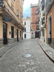 Local Comercial a Casco Histórico  - Ribera - San Basilio. Local con sotano cerca de la corredera
