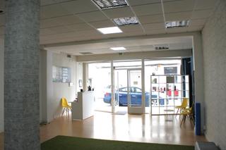 Local Comercial en Viñuela - Rescatado