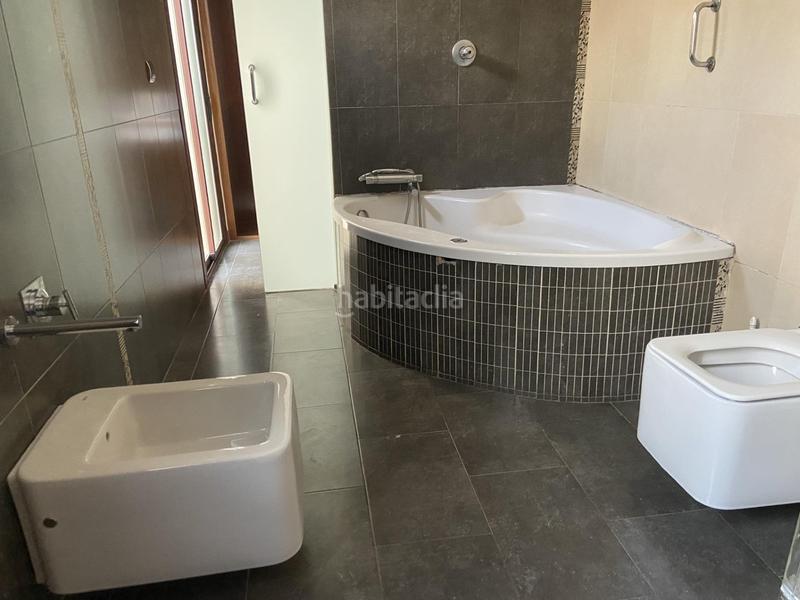 Foto 87a897dc-23f9-4982-b2a7-abed52cc113a. Piso vivienda en plaza de la iglesia 108 m2 en Campo de la Verdad - Miraflores Córdoba