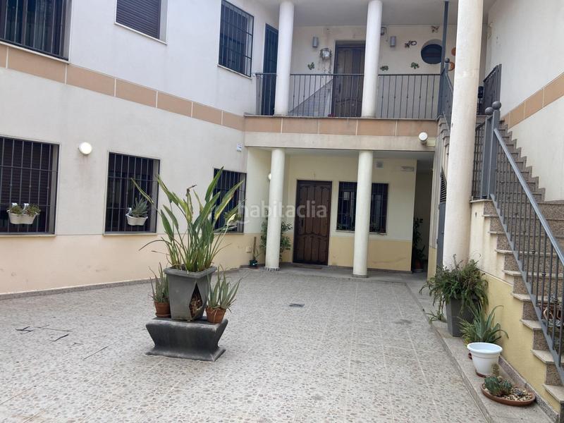 Foto dedcdaa2-b5e2-42fe-9a24-8dc065b02e3b. Piso vivienda en plaza de la iglesia 108 m2 en Campo de la Verdad - Miraflores Córdoba