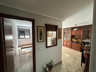 Appartement à Viñuela - Rescatado. Amplio piso en zona jesús rescatado