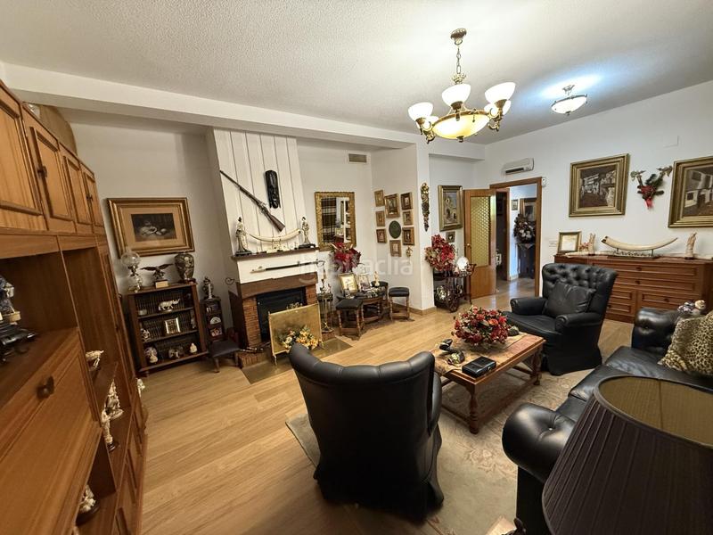 Foto f58ccdb3-7f62-443a-b391-a0d01fd5b7c2. Xalet amb piscina a El Brillante -El Naranjo - El Tablero Córdoba