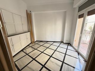 Alquiler Oficina  Calle josé cruz conde. Presentamos oficina en avenida cruz conde