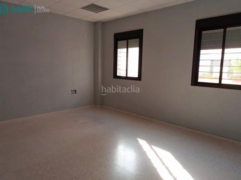 Foto f0617a32-766c-40d4-8dce-c02ea5039fe8. Alquiler local comercial local en mirabueno en El Brillante -El Naranjo - El Tablero Córdoba