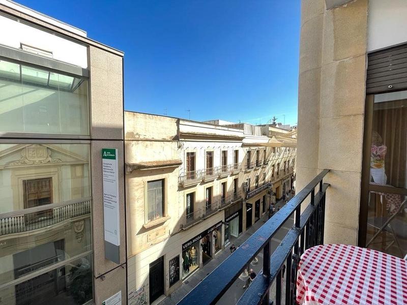 Foto efa46504-2240-4a2b-acf3-2557bc091019. Piso  ideal en pleno Centro en Centro Córdoba