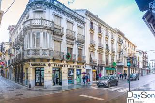 Casa  N/a. Edificio con restaurante en pleno centro de alcala la real