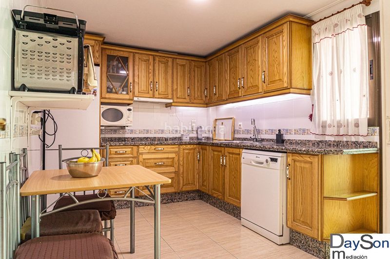 Foto b3f3c1d8-bd0c-4fc0-af1a-658f997656ff. Casa amb calefacció aparcament a Alcalá la Real