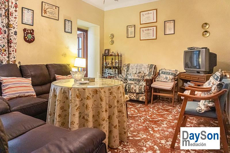 Foto 0ce894ad-1e4f-4bf6-bc68-5fd937a15e91. Casa  junto avd de europa en Alcalá la Real