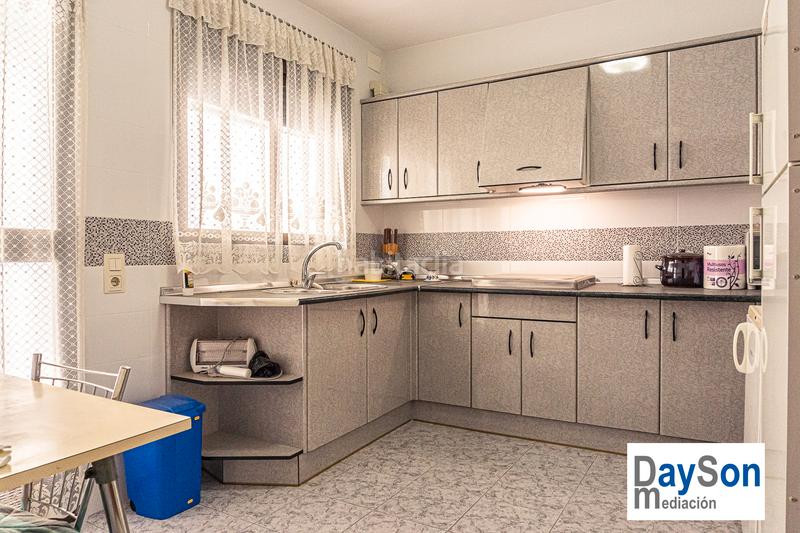 Foto 6385f844-9520-464a-b1f9-f899a2cd3bb8. Casa  junto avd de europa en Alcalá la Real