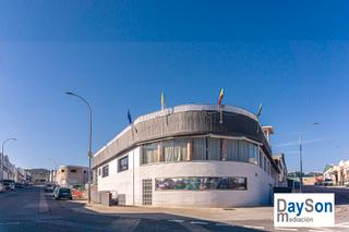 Edifici a Calle almendro 6. Complejo hotelero ciudad castillo