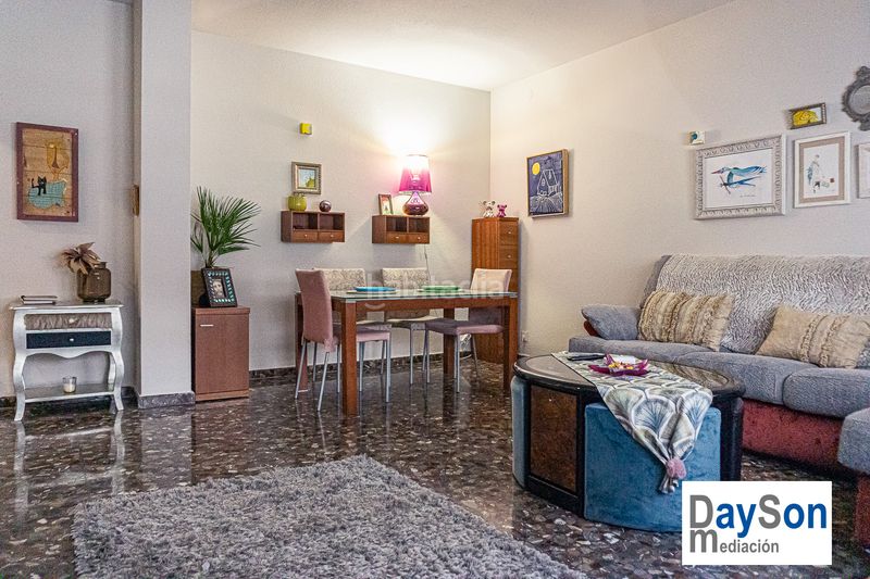 Foto ba152a7e-edfe-4a93-b3fa-a383044f7457. Casa amb xemeneia aparcament a Alcalá la Real