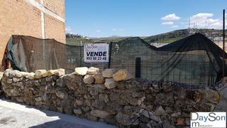 Terreny residencial  N/a. Solar con 346 metros