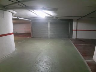 Parking coche  Carrer de cambrils. Parking para coche