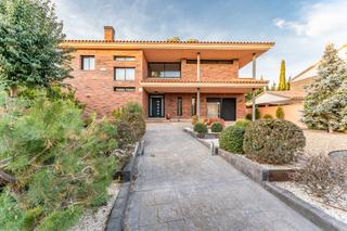 Chalet  Carrer aubareda. Urbanizacion aubareda