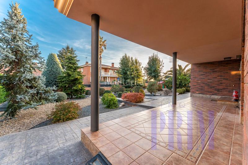 Foto b97849da-4bf8-47a2-b92e-99eaaf1ba38c. Chalet urbanizacion aubareda en Almoster