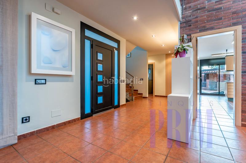 Foto e15eb004-fce5-4ea3-9c3b-c4bf4c03c6a6. Chalet urbanizacion aubareda en Almoster