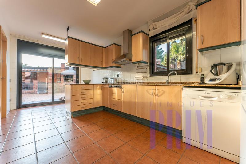 Foto e2ea58e9-d1fd-4e63-b885-ab821ae9d881. Chalet urbanizacion aubareda en Almoster