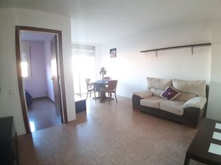 Appartement  Carrer de cambrils. Ideal inversores: rentabilidad y solvencia garantizada.