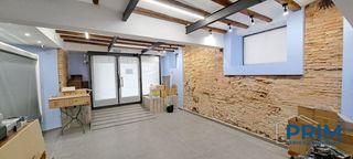 Rent Business premise  Calle de sant pere apòstol. Local comercial en perfecto estado de 75 m2 en el centro de reus