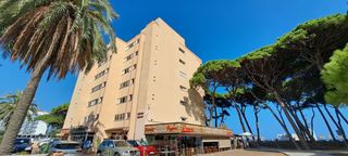 Piso  Paseo de pau casals. Apartamento reformado en primera línea de playa con vistas front