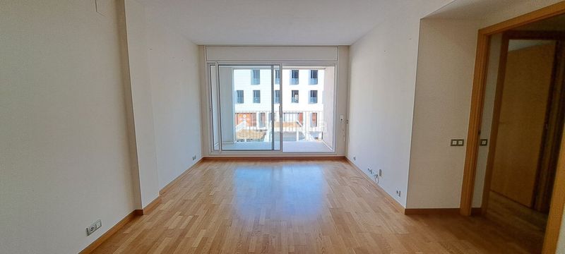 Foto 94ebc895-9cb8-4618-baa1-16a979d21047. Pis a Centre Reus