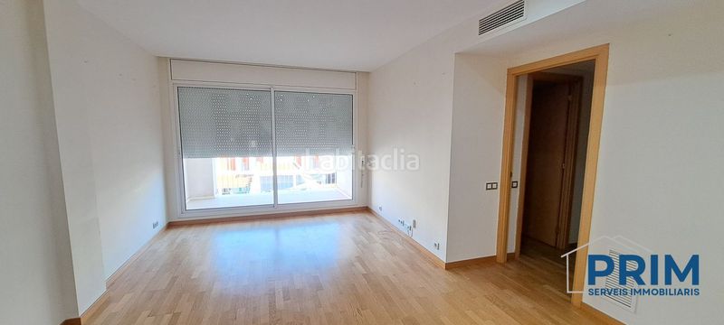 Foto ccbf52aa-f677-4fe8-8e0d-6d4bbd6e7b0d. Pis a Centre Reus