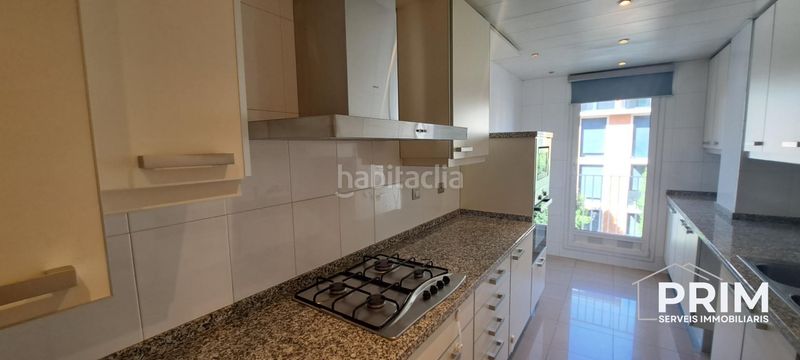 Foto c7511ea9-499e-4b12-82d0-2e5057d153a2. Pis amb calefacció aparcament a Centre Reus