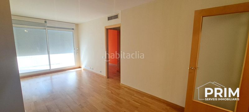 Foto dfe73085-b749-4efc-9c30-8e12651e57fb. Pis amb calefacció aparcament a Centre Reus