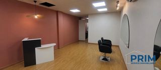 Locale commerciale  Avenida del doctor vilaseca. Local comercial en rentabilidad  peluquería en funcionamiento  8