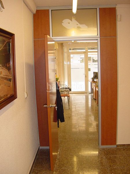 Foto c1a329b4-6c0b-4838-ad72-d074ee8f6ab3. Local comercial a Casco Urbano Vinaròs