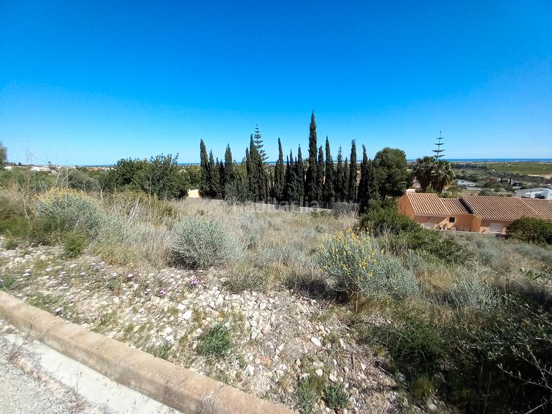 Foto 611a320b-10be-421e-a5fe-4b9292444de3. Terreny residencial a carrer dels dulers 11 a closa de Vinaròs - ermita Vinaròs