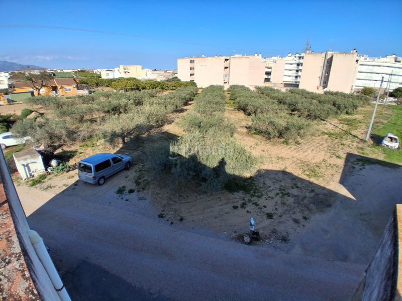 Foto 51f3755a-b34d-4abe-bfa7-9a75f2355fee. Casa amb xemeneia a Casco Urbano Vinaròs