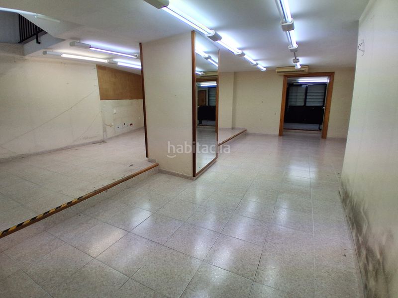 Foto e47fb574-9ac3-497b-9666-9abdef9f1cbf. Local comercial a carrer major 36 a Casco Urbano Vinaròs