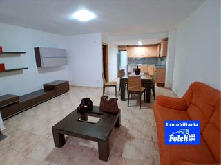 Duplex in Carrer de ponent 10. Piso dúplex con entrada independiente