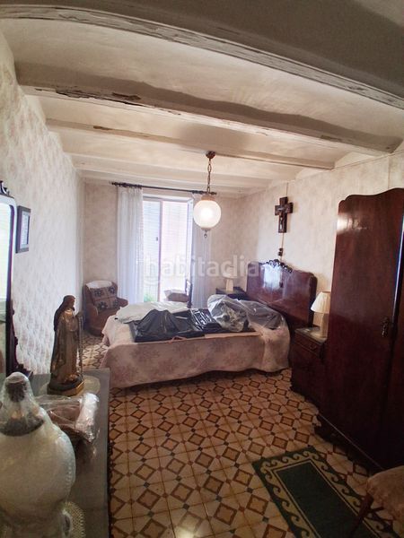 Foto e851ec50-aea7-4181-bd0f-205dfdd50da6. Casa aparellada a Casco Urbano Vinaròs